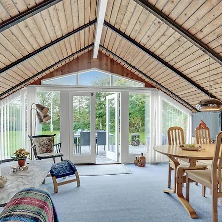 Stunning In With Kitchen Ferienhaus Hals